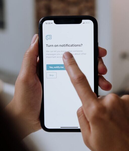 Tips for Setting Boundaries with Notifications to Boost Focus