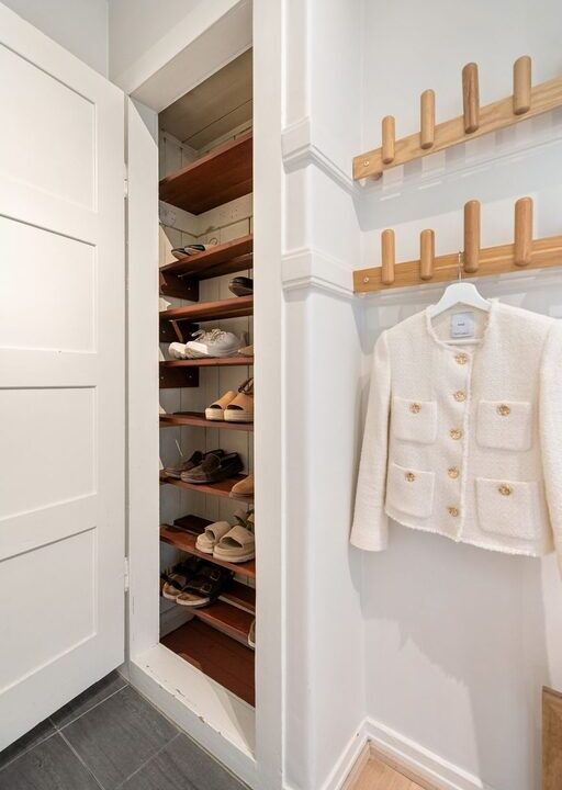 Simple Ways to Organize Your Entryway for a Clutter-Free Home